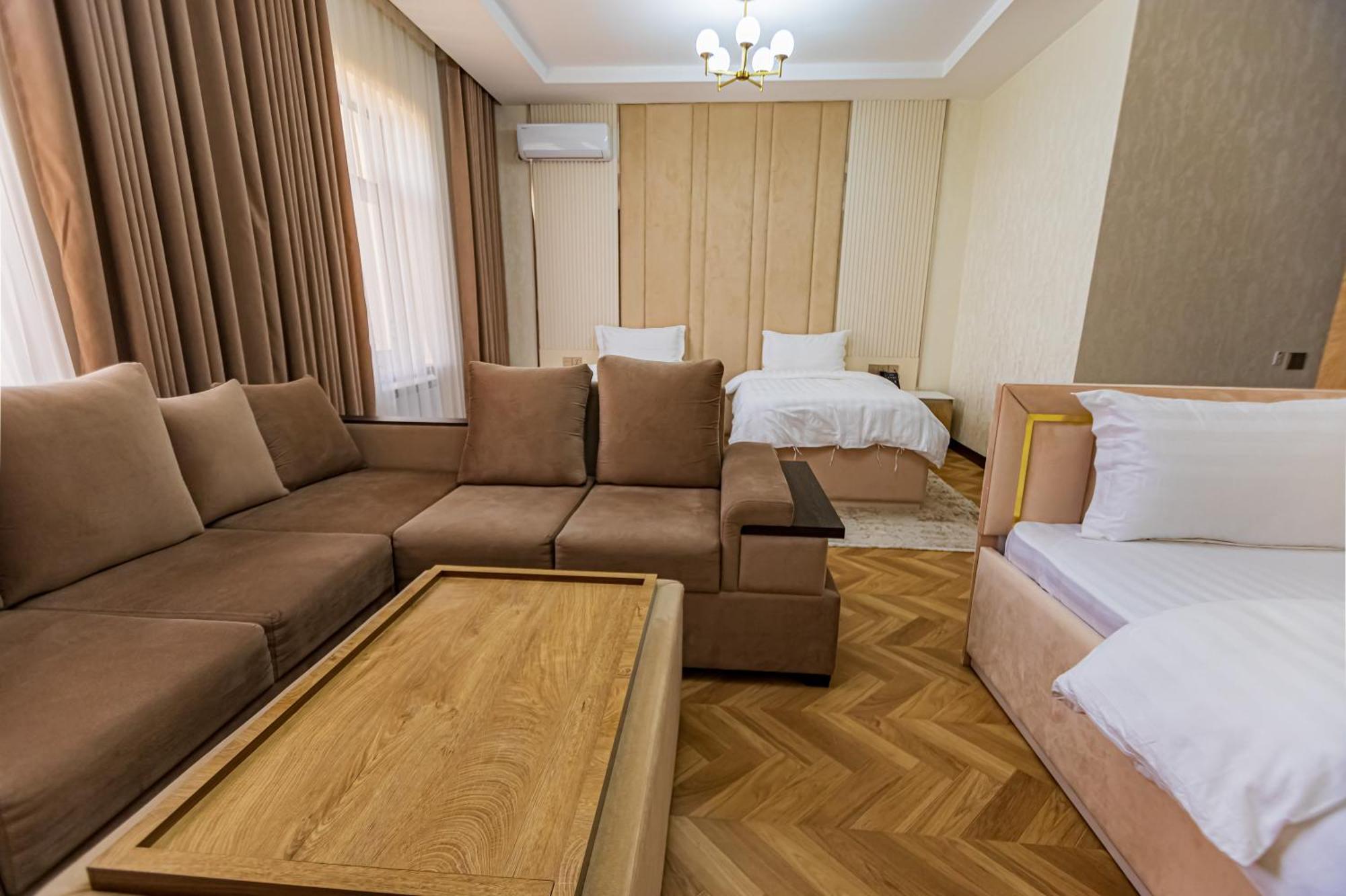 Hotel Panorama Dushanbe Esterno foto